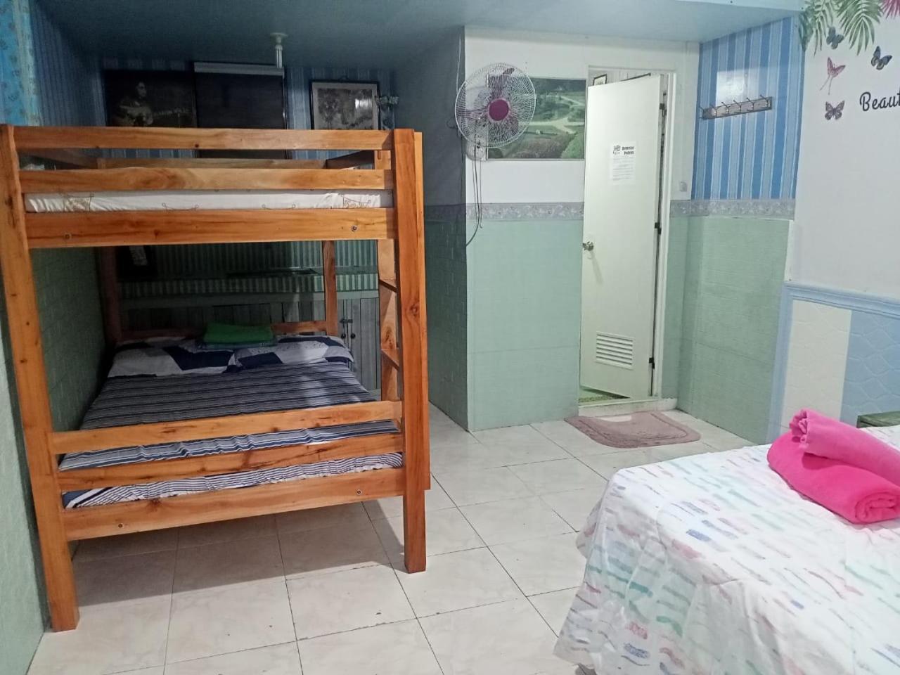 Home Sweetie Homestay & Bunkbeds Moalboal Esterno foto